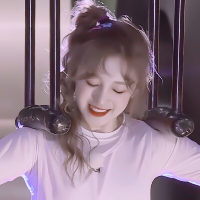 -
◎原©️自截自调
-
◎贴纸：扯扯裙边
-
◎禁二改♀二传注明♀礼貌拿图