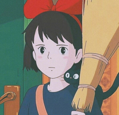 月亮不断在下坠，应是看上这人间。