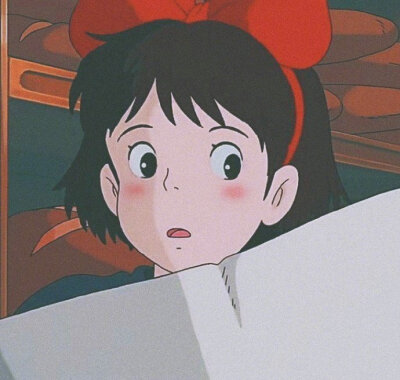 月亮不断在下坠，应是看上这人间。