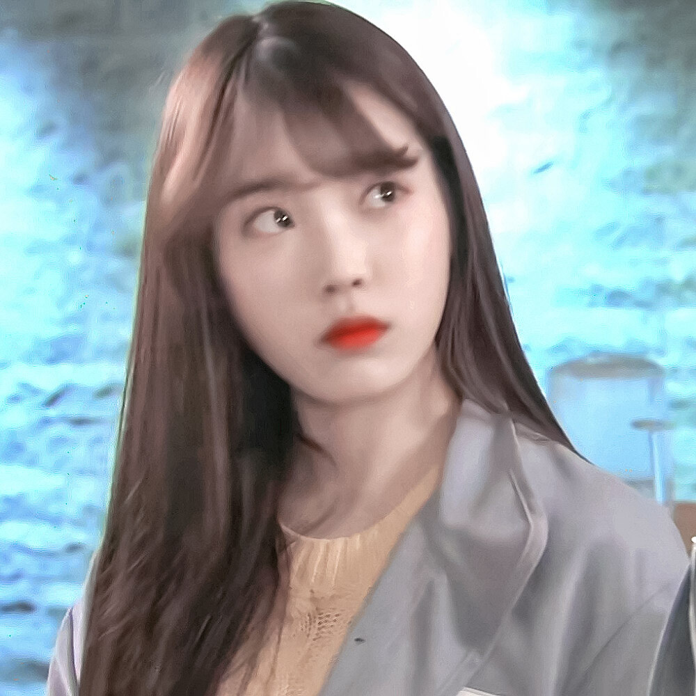 
［零星的想你也凑成了银河。］
◎温桑.