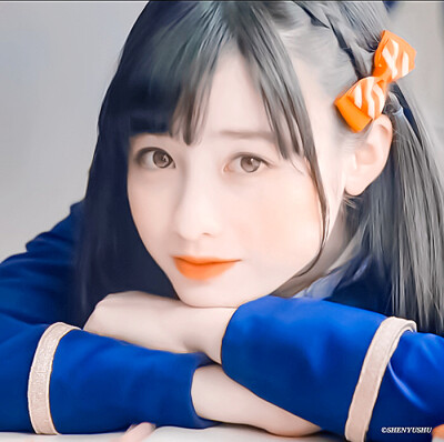 ◦桥本环奈
原截©Helioskey