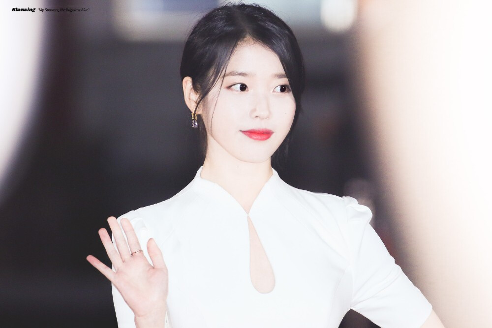 iu_bluewing