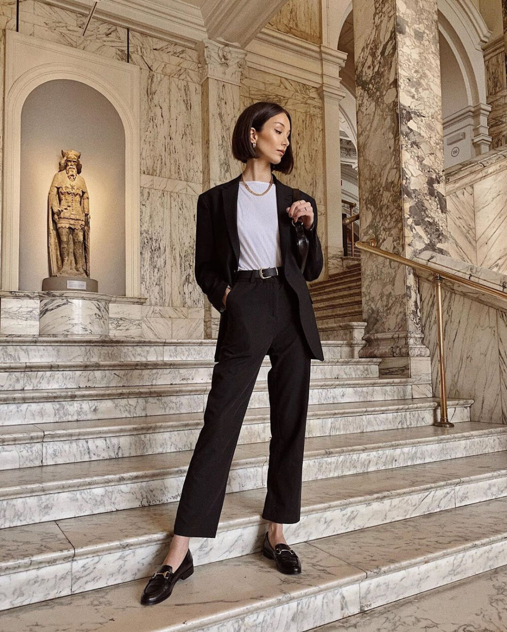 ins穿搭分享
melisekrem