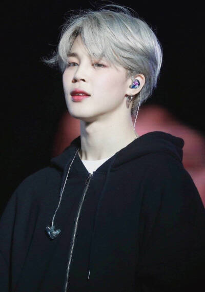 朴智旻
Jimin