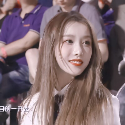 姜贞羽
拿图看简介