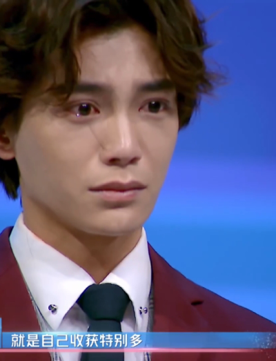 7月20生日快乐！！感谢陈芊芊让我认识了韩烁认识了小丁！从6月13号入坑就没出来过，小丁很优秀！禹你同行，未来可期！！！✨