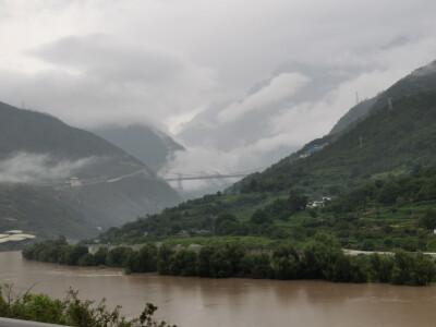 风景壁纸 香格里拉梅里雪山、独克宗、纳帕海依拉草原、金沙江