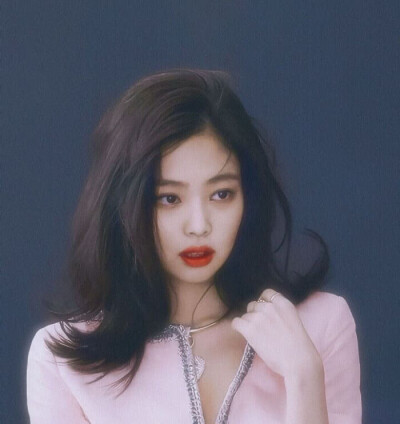 人间香奈儿JENNIE