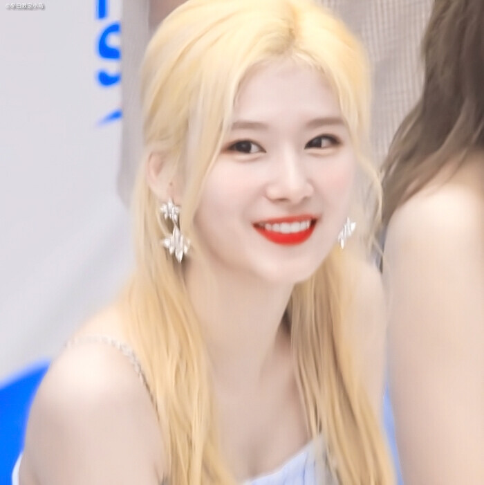  • Sana
原截白荨