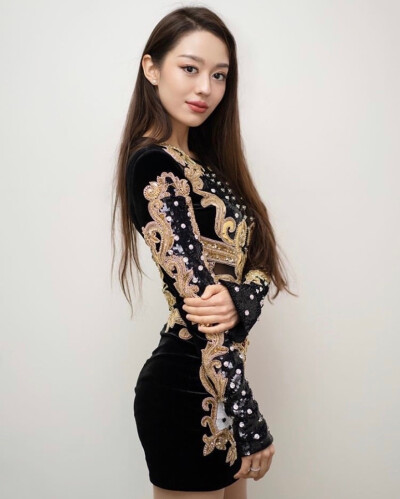 吉娜爱丽丝