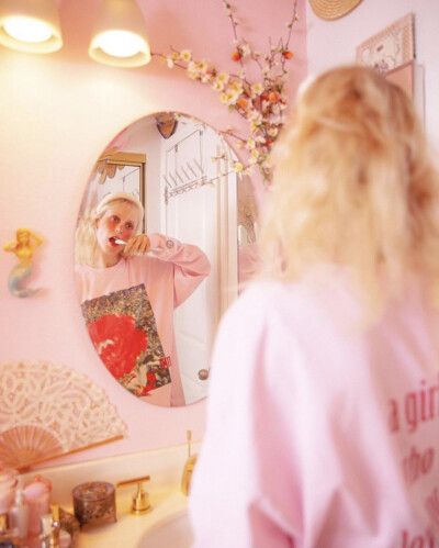 Petite Meller