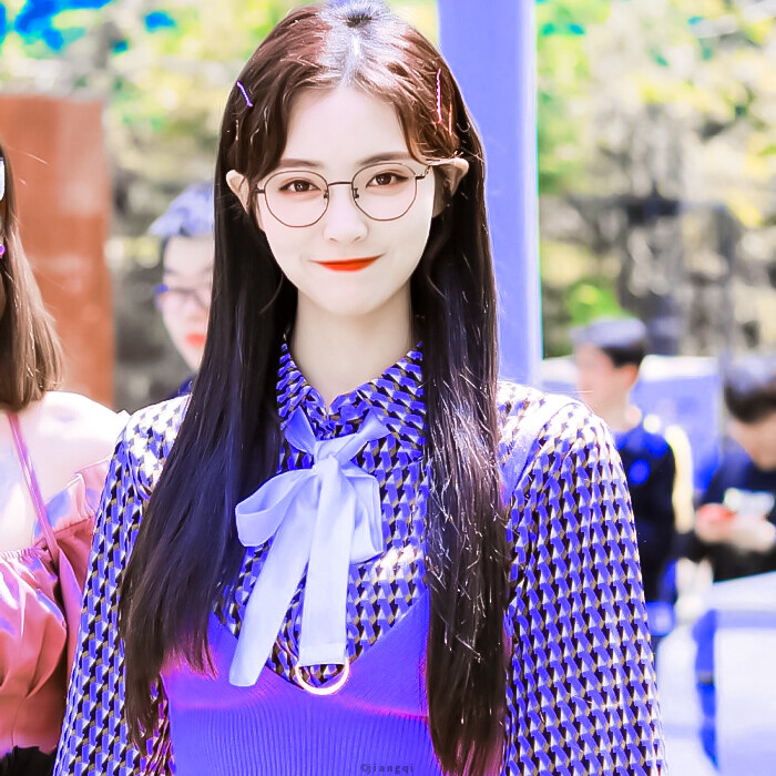 
▹ 出街小琪
dt雾眠川
