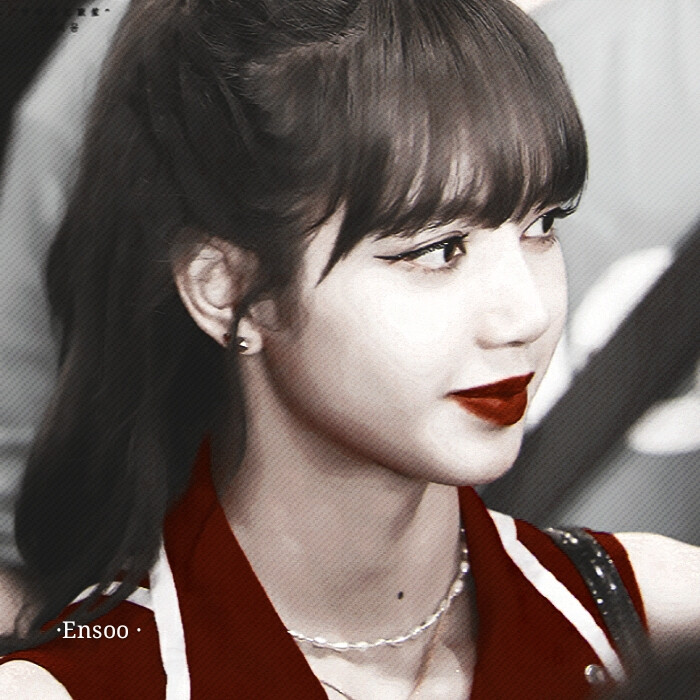 나 한테 말하지 마.
cr.许幼浣
#Lalisa