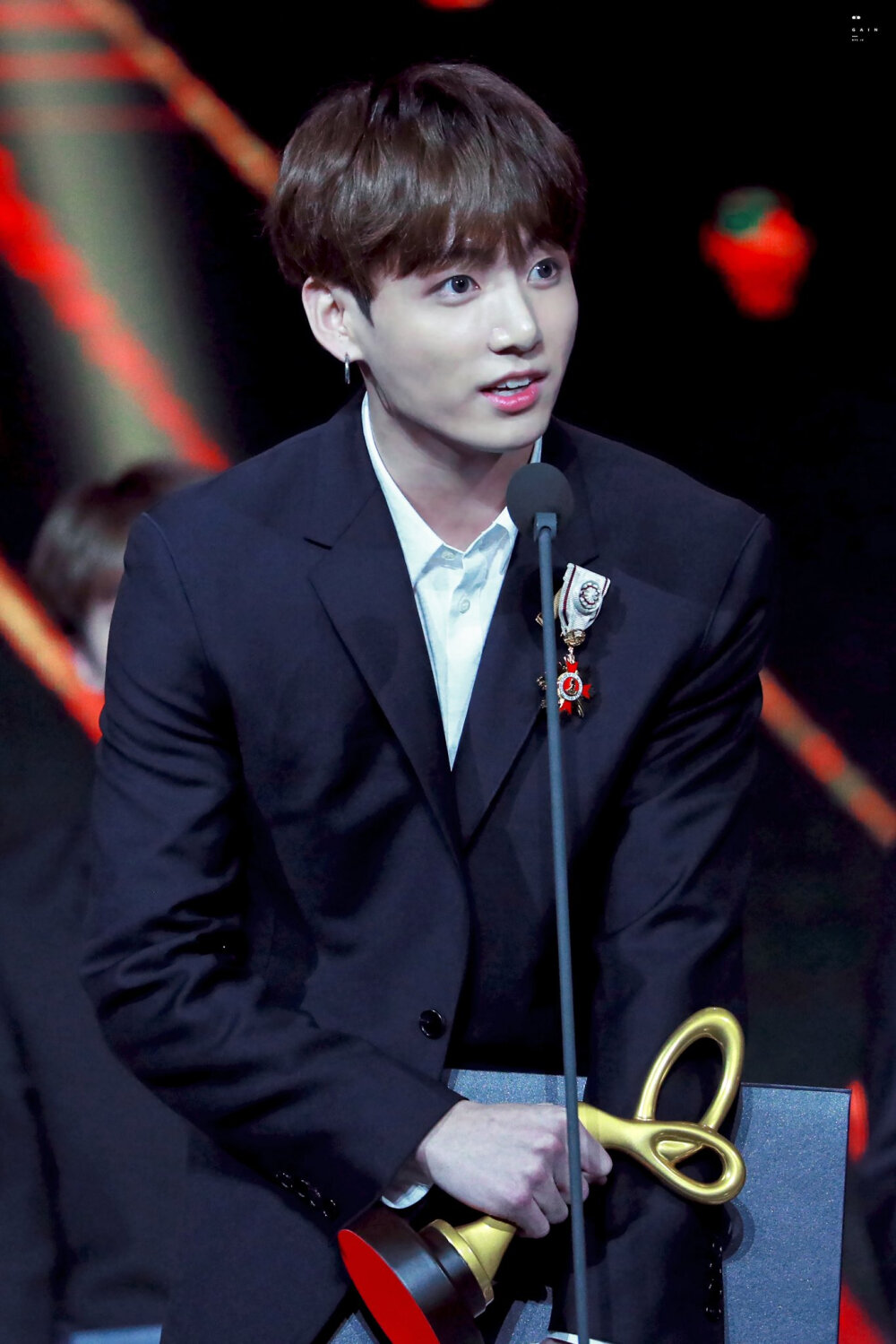 田柾国可二改
©helianthusjk97