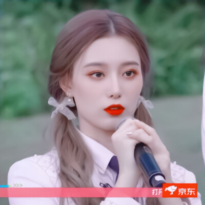 徐艺洋
原截：限定小博
拿图看简介