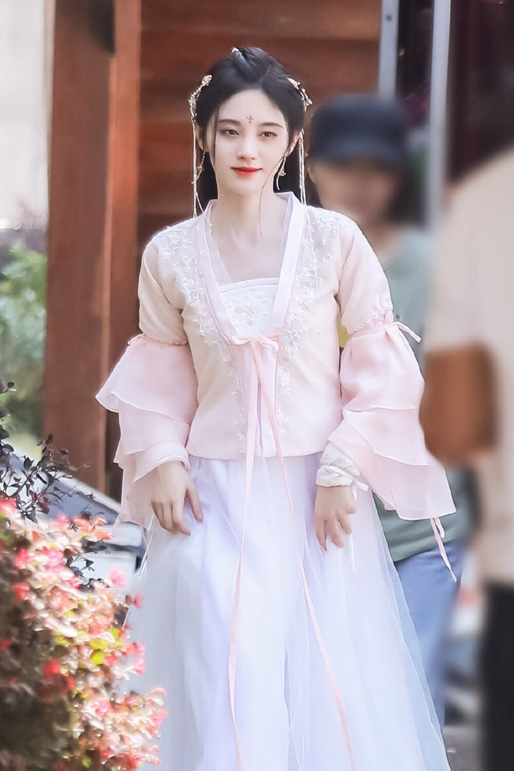 如意芳霏|鞠婧祎×傅容
cr：花铃花铃凛凛凛