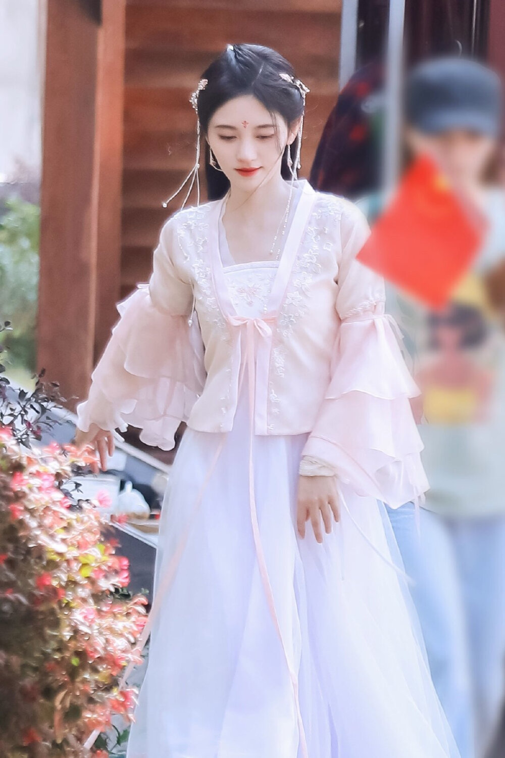 如意芳霏|鞠婧祎×傅容
cr：花铃花铃凛凛凛