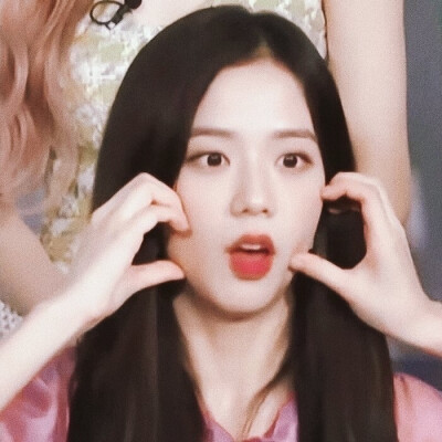 BLACKPINK
Jisoo头像