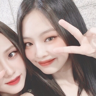 Jisoo/Jennie