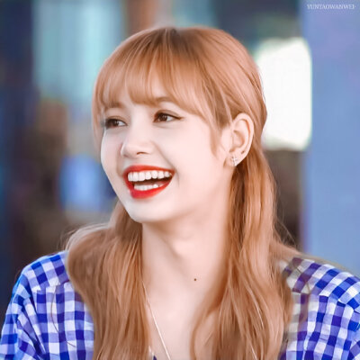 BLACKPINK LISA头像
©云桃丸尾·