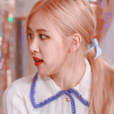 BLACKPINK ROSÉ朴彩英 头像
©云桃丸尾·