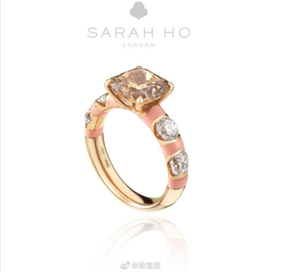  Sarah Ho这个品牌念起来大家可能不熟悉，说到创始人名字大概就知道了–––设计师何家文同名品牌。