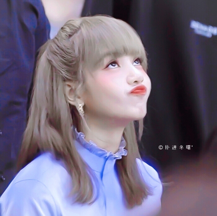 
`LISA`
原截金智贞 ©宋挪。