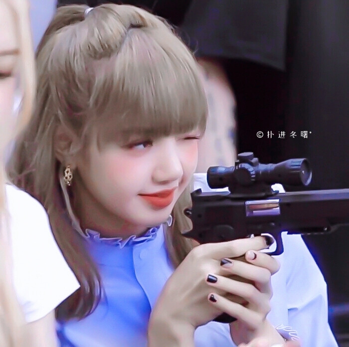 
`LISA`
原截金智贞 ©宋挪。