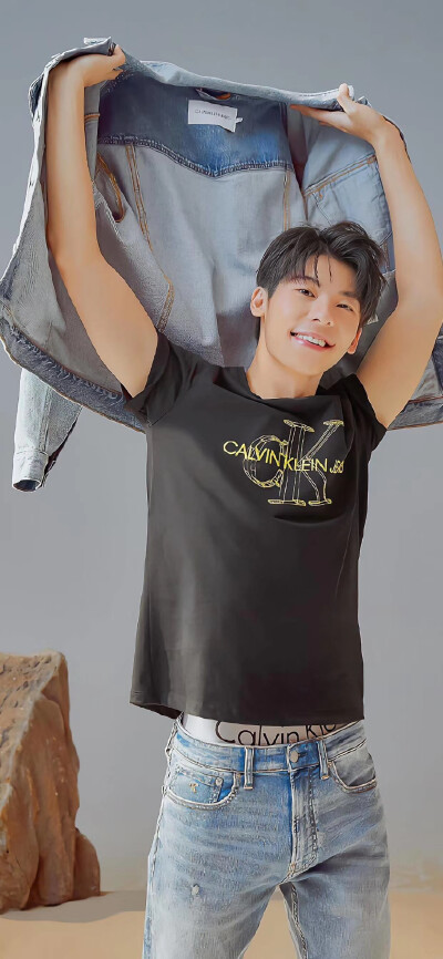 许光汉
京城名怜
图源wb