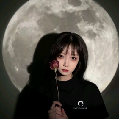 女生头像~可可苏冉