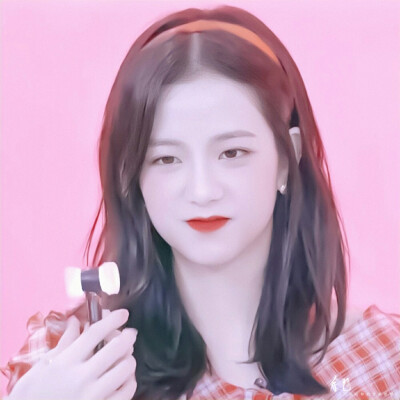 jisoo〈禁二改，抱图d〉
?原截季风冬眠 滤镜来源易眠笙