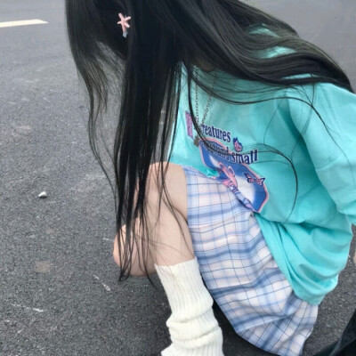 网图女/沈清九。