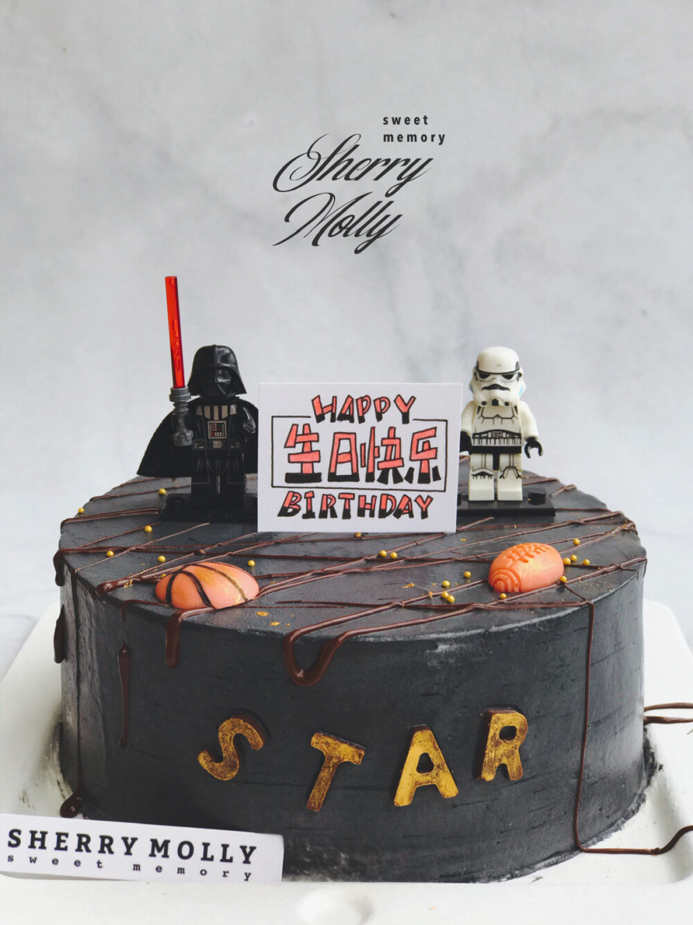#SHERRY Molly家の下午茶#—『原味cake』给大男孩儿得生日cake～暗黑系 星战主题 篮球橄榄球齐上阵 超酷的cake一起庆祝生日呀～