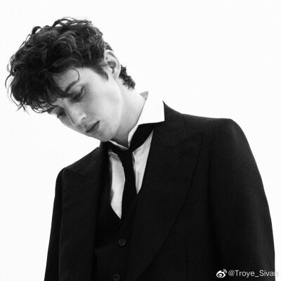 戳爷 troye sivan 特洛耶希文 近期