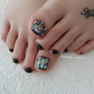 脚指甲们