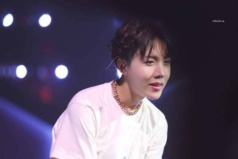 j-hope 정호석 郑号锡