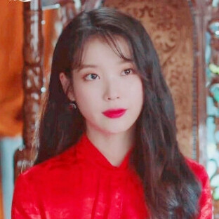 IU