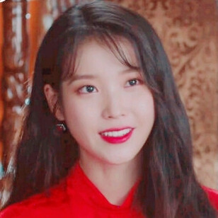 IU