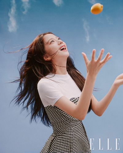 金智秀
/香水女孩