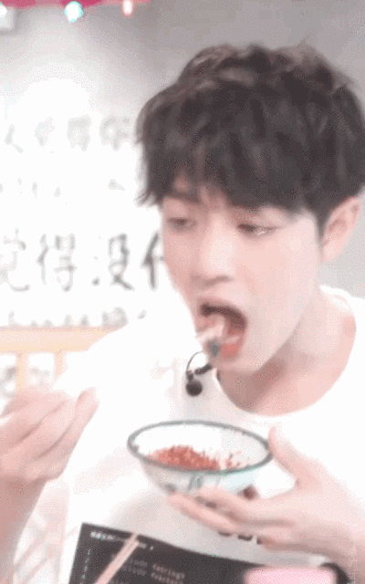 .向上且阳光 活泼且有趣