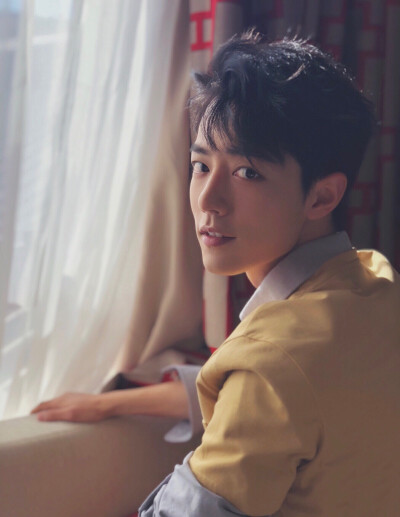 .向上且阳光 活泼且有趣