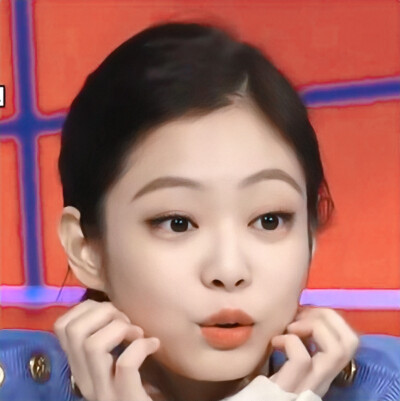 Jennie
©·半岛绮月·