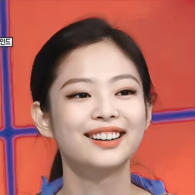 Jennie
©·半岛绮月·