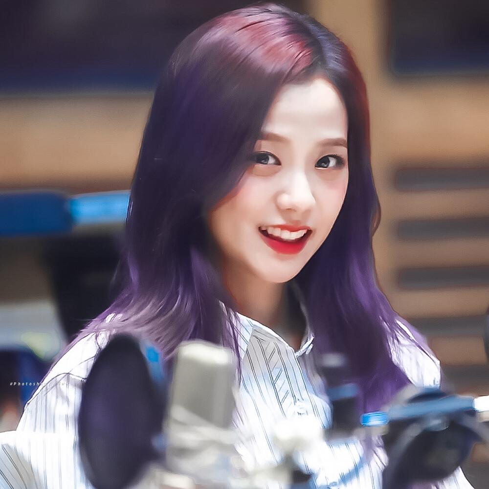 金智秀（禁二改）
微博©缱桃卷