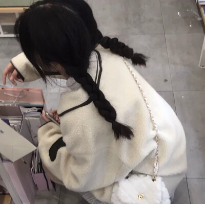 女头
二传注明.