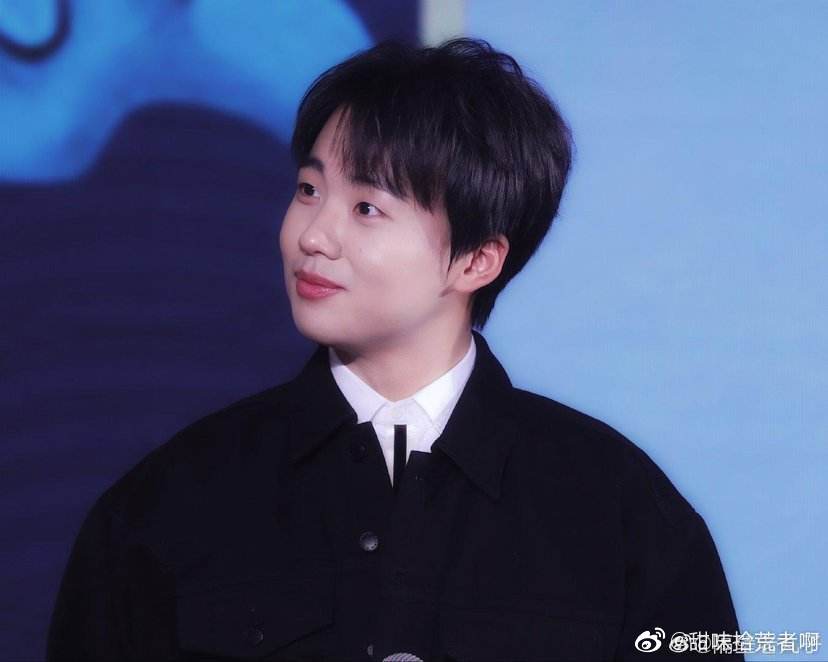 郭麒麟头像
抱图dd点赞