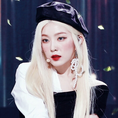 Monster.裴珠泫
©云裳。原截江纪然