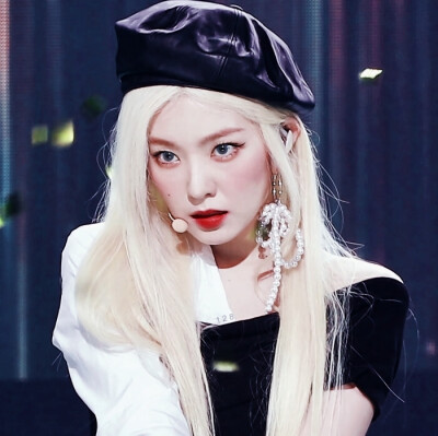 Monster.裴珠泫
©云裳。原截江纪然