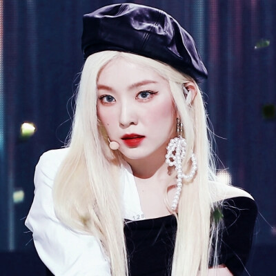 Monster.裴珠泫
©云裳。原截江纪然