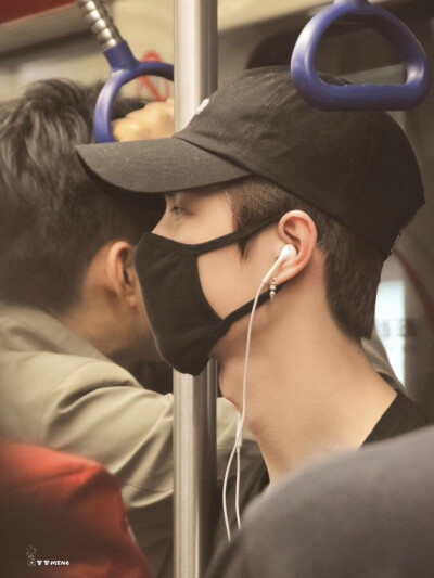 #王一博#优秀的他，带出的优秀的粉丝。温柔的他，理性收到保护和支持！这是他努力获得的。希望他一直开心，不要受到伤害。
祝王那个博生日快乐呀！！！